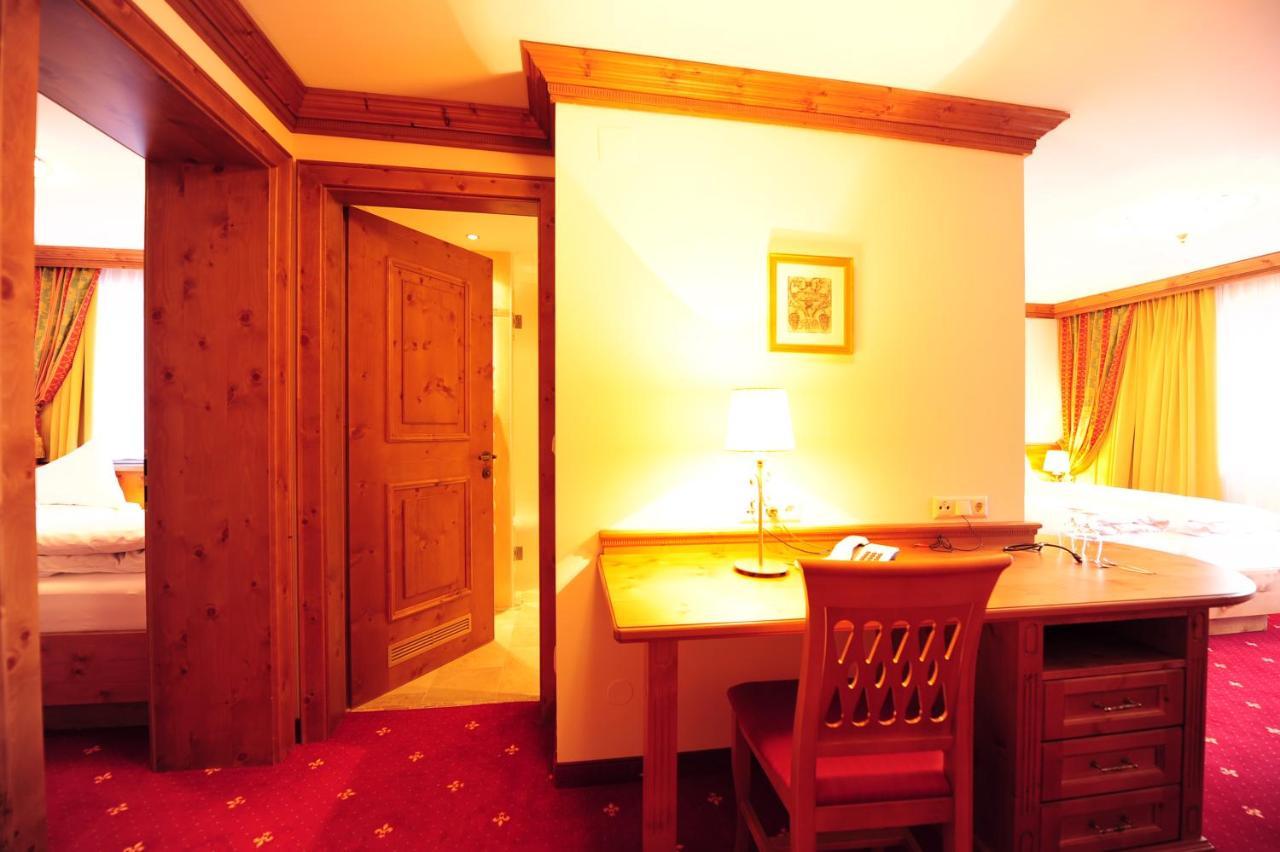 Hotel Max แซร์เฟาส์ ภายนอก รูปภาพ